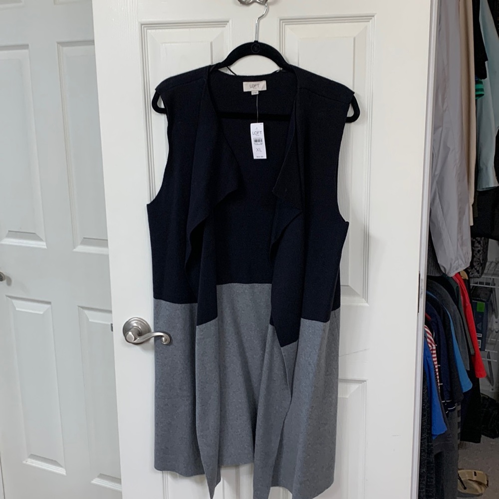 LOFT Outlet long sleeveless duster.  Black and grey, new with tags